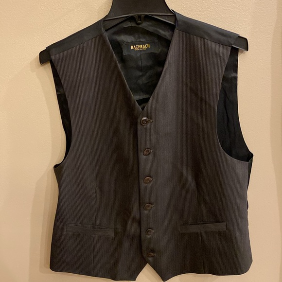 Backrach 3 piece pin striped 3 button wool suit made in Italy size 38R / 31W - Picture 6 of 17